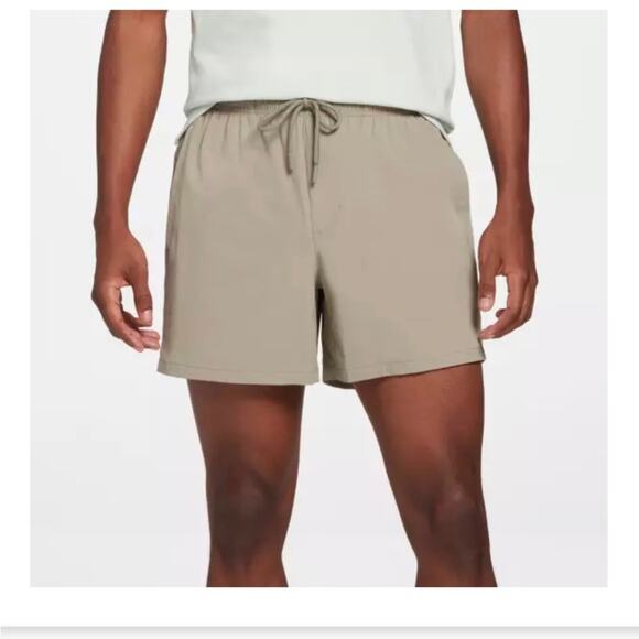 Other - Vrst mens 5inch inseam shorts